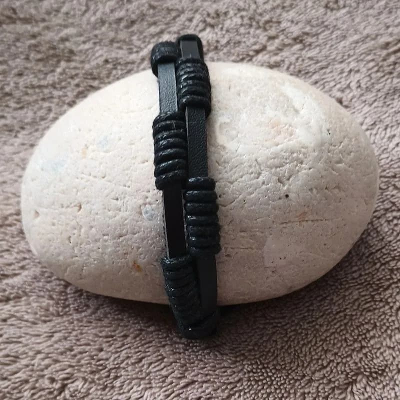 Bracelet cuir noir double lanière - style moderne - ajustable