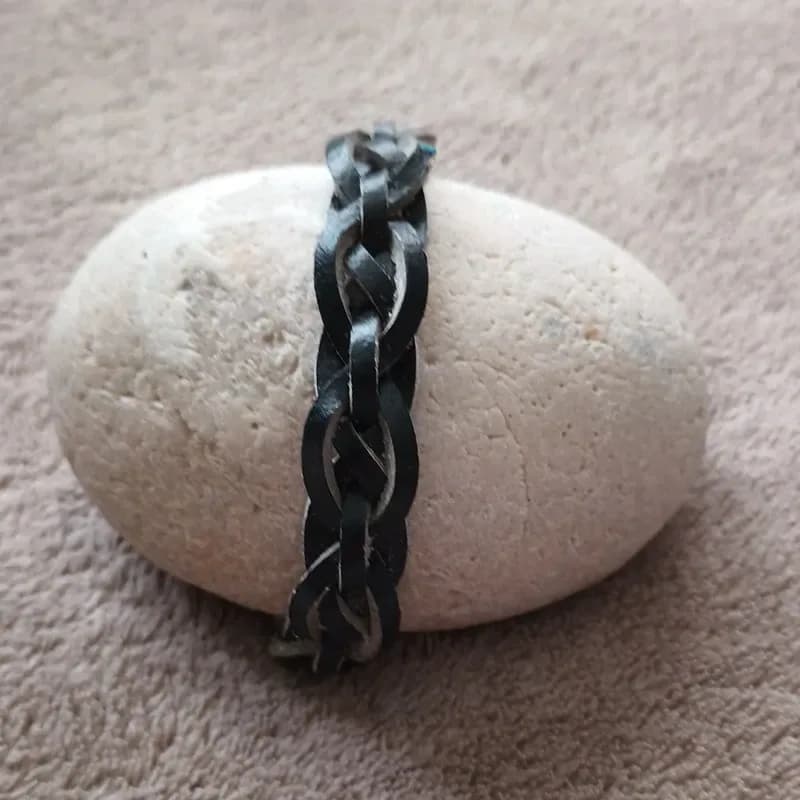 Bracelet cuir noir effet chaîne - style original - ajustable