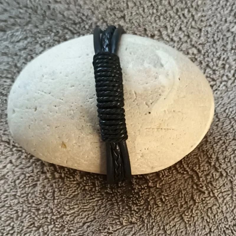 Bracelet cuir noir multi-rangs - style moderne - ajustable