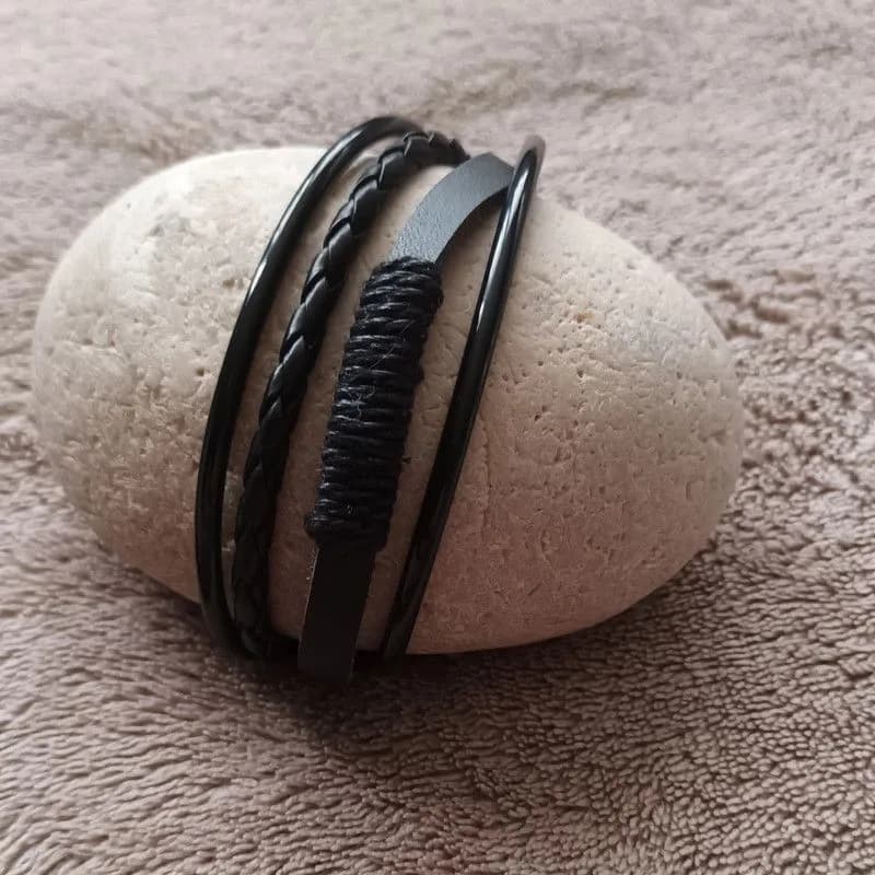 Bracelet cuir noir multi-rangs - style moderne - ajustable