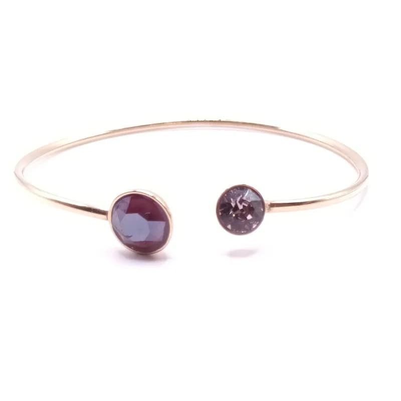 Bracelet jonc doré ouvert à cristaux grenat et rose pâle - vue de dessus sur les deux cristaux