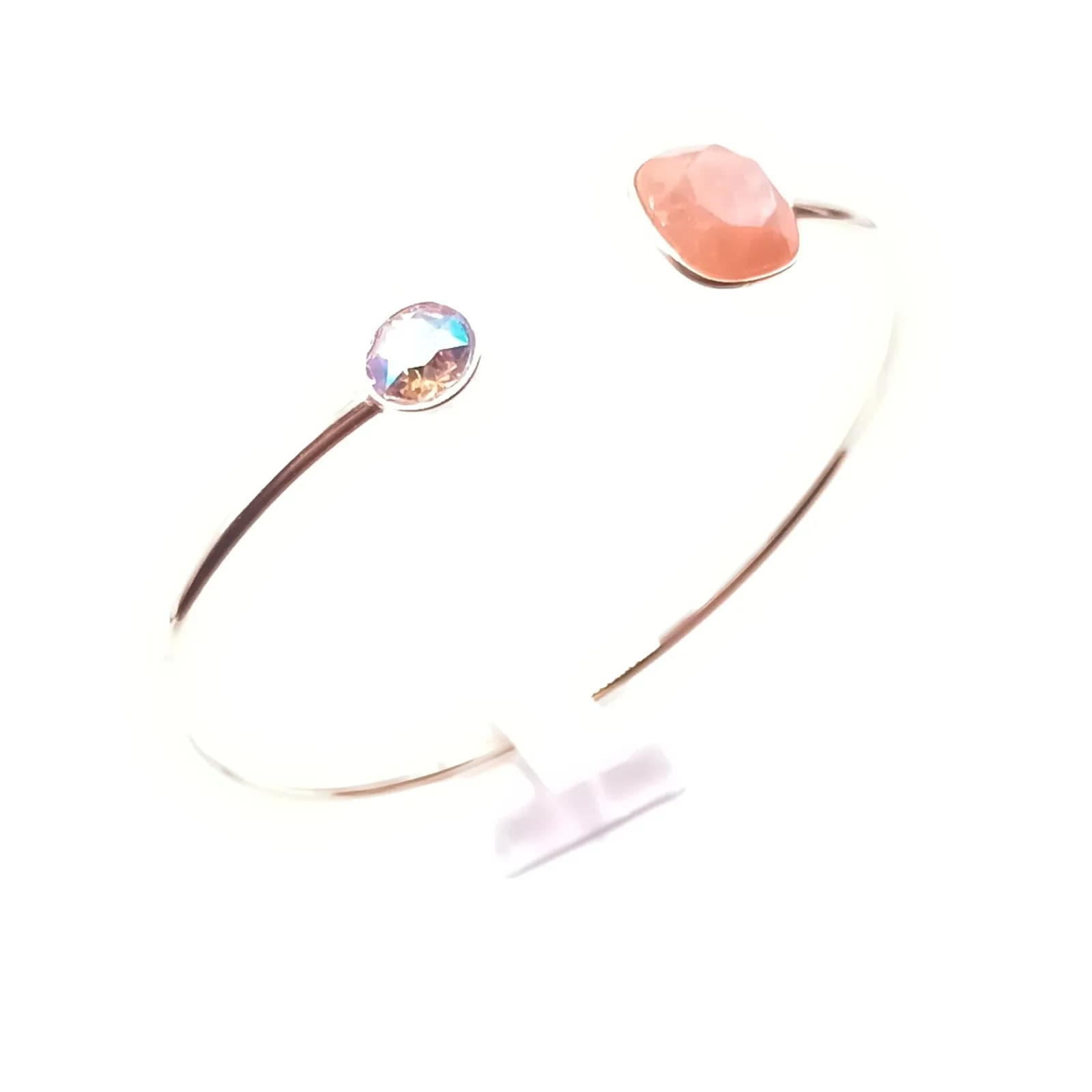 Bracelet jonc doré ouvert à pierre terracotta et cristal irisé - vue d'ensemble